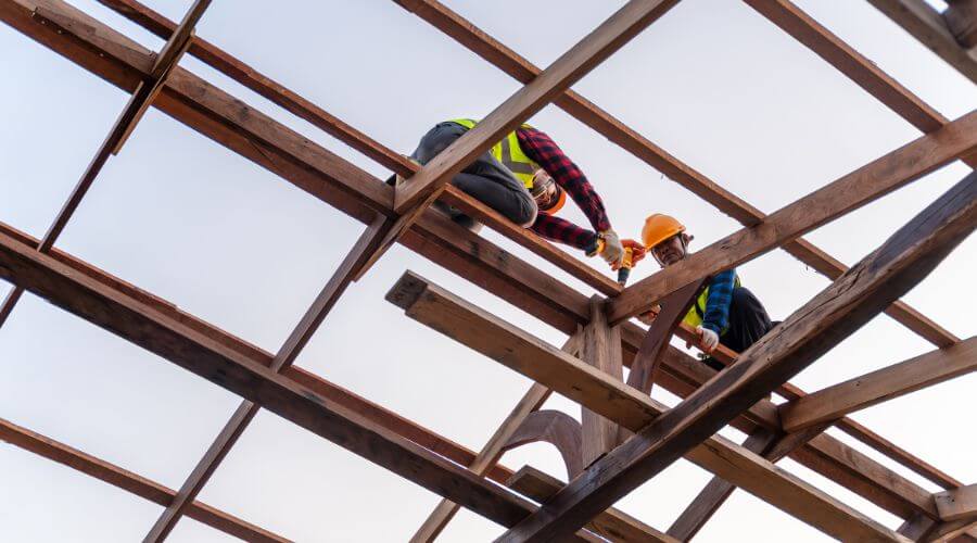 Professional gutter cleaning services in Llano, NM